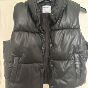 Old Navy Faux Leather Cropped Black Puffer Vest
